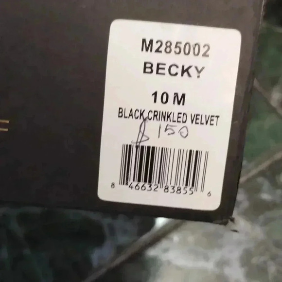 REBECCA MINKOFF Women's Crinkled Velvet Becky Sneakers size 10 - Picture 3 of 3